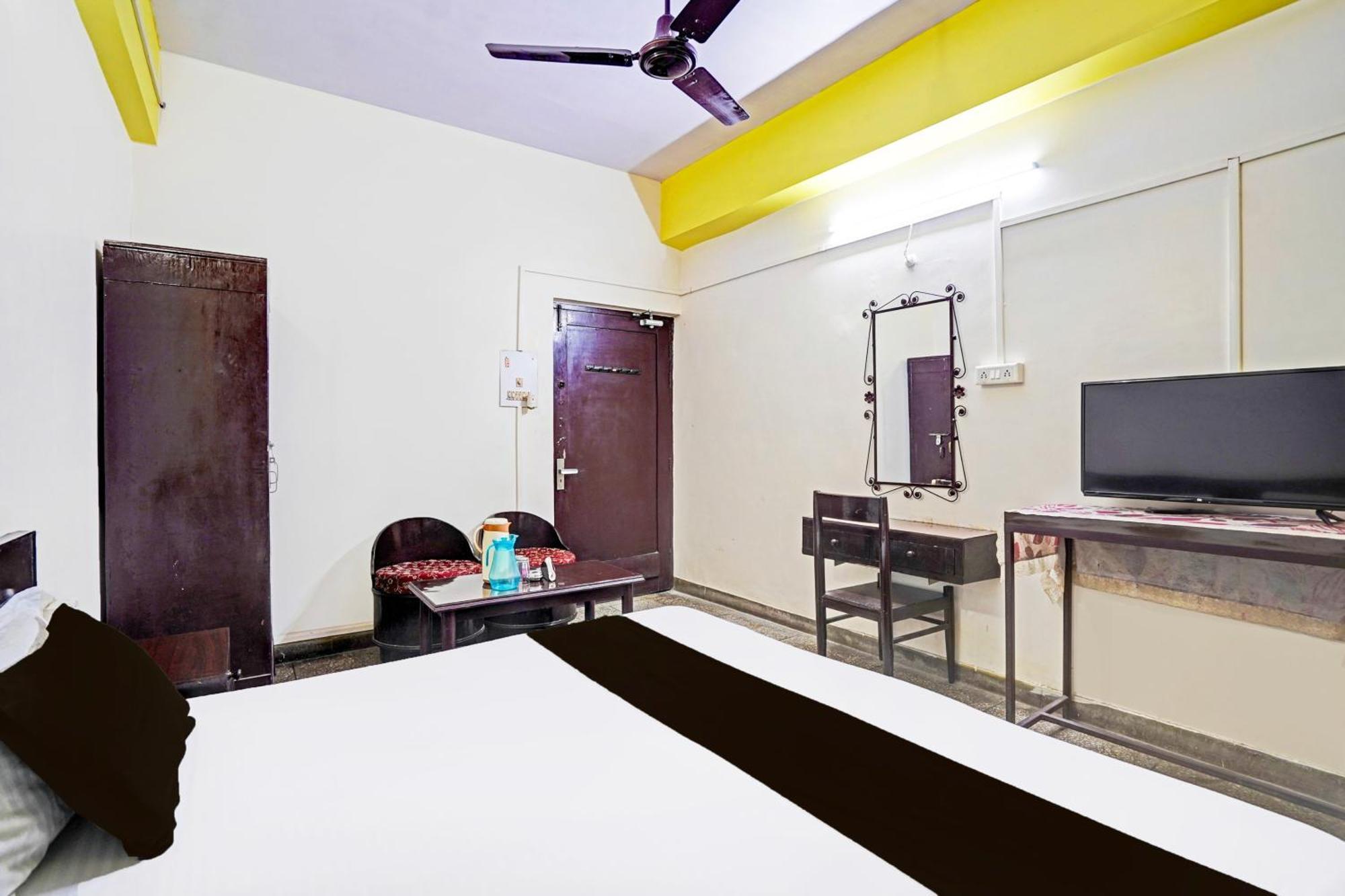 Hotel O Raj Mahal Kánpur Kültér fotó